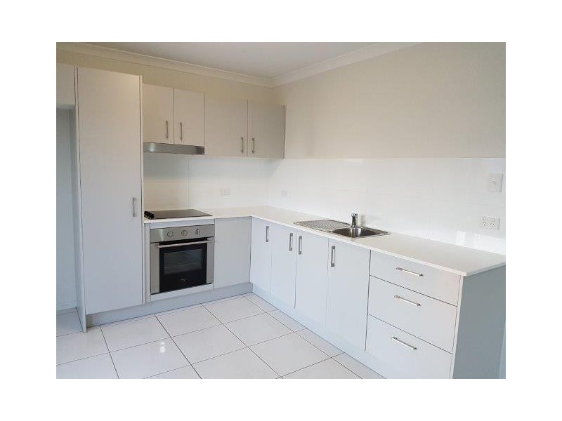 2/34 Haslewood Crescent, Meridan Plains QLD 4551