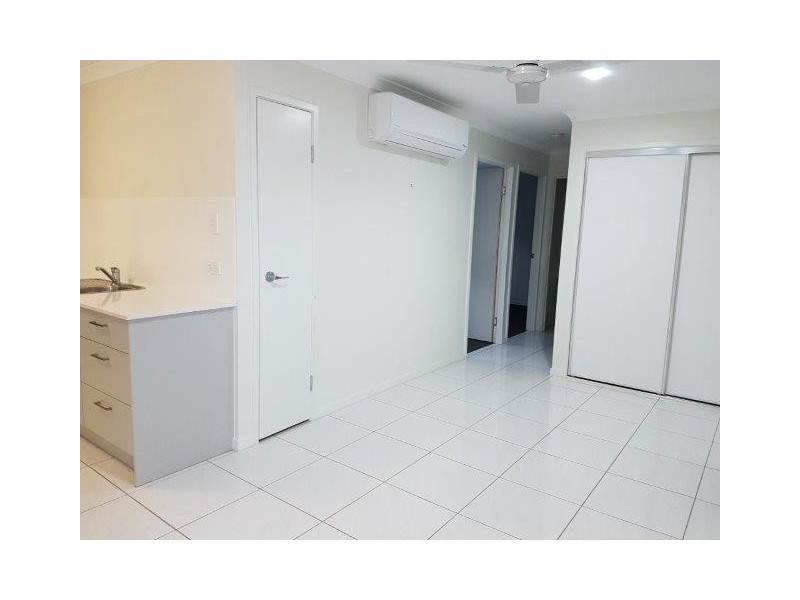 2/34 Haslewood Crescent, Meridan Plains QLD 4551