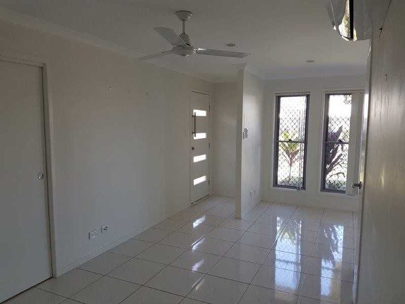 2/34 Haslewood Crescent, Meridan Plains QLD 4551