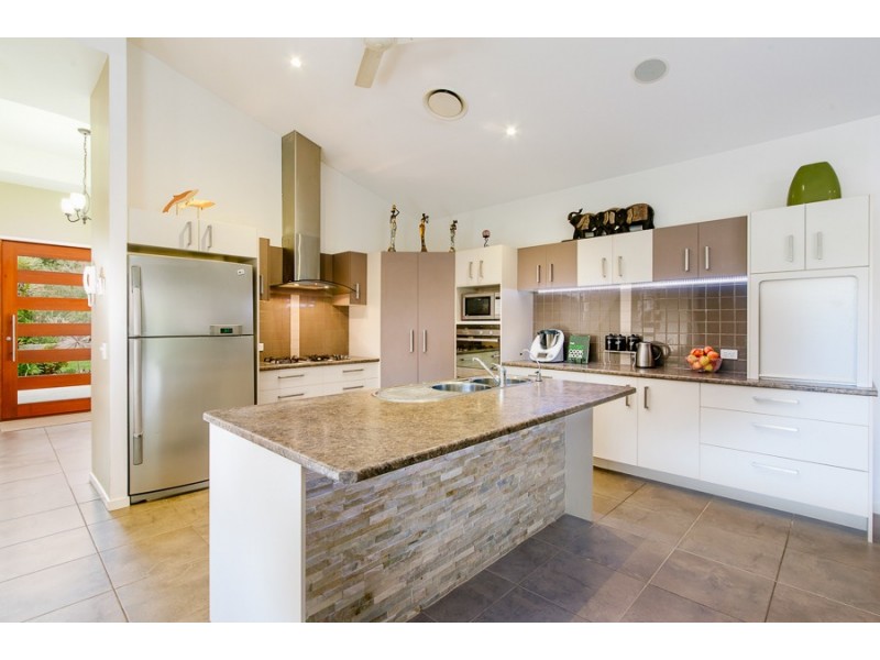 9 Rimmel Place, Palmwoods QLD 4555