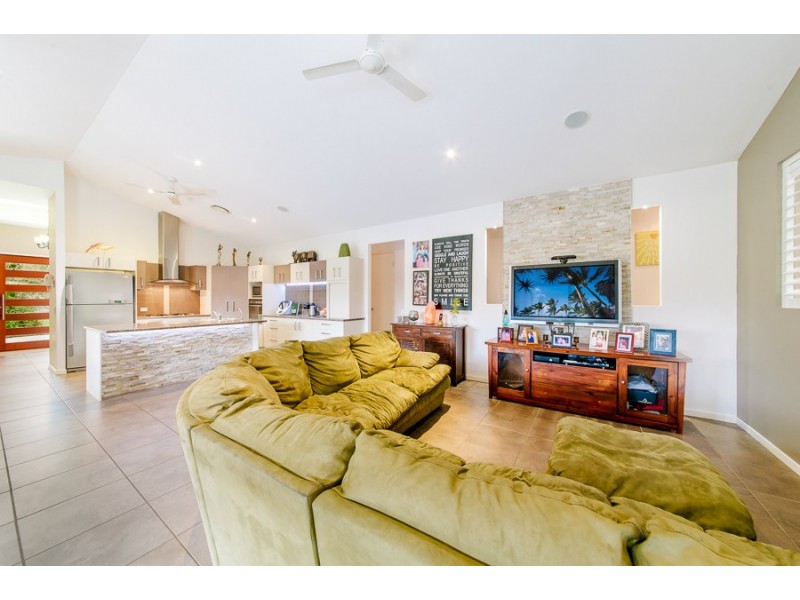 9 Rimmel Place, Palmwoods QLD 4555