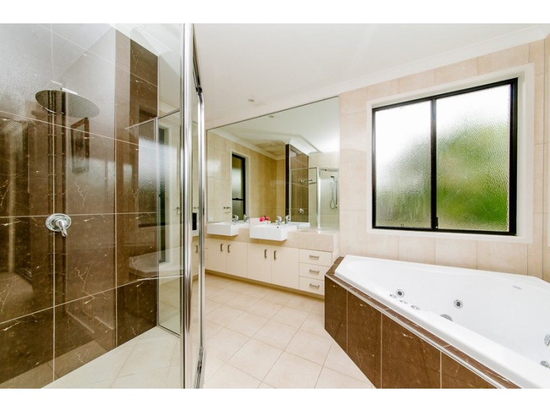 9 Rimmel Place, Palmwoods QLD 4555