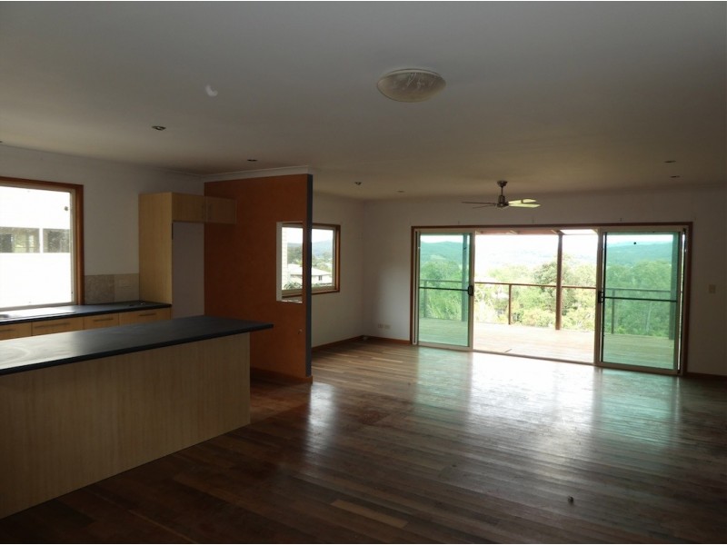 11 TINARRA CLOSE, Maroochy River QLD 4561