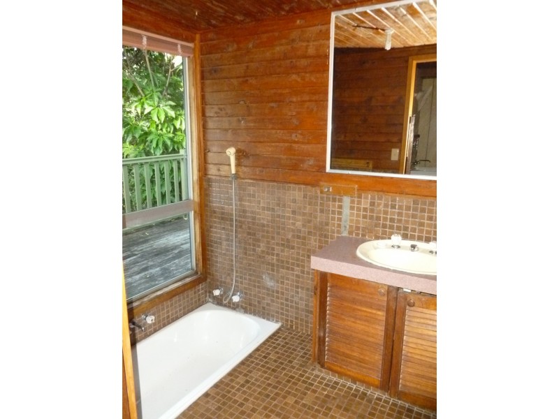 40 Country Road, Palmwoods QLD 4555