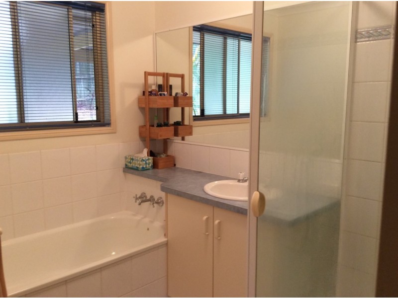 16 Camelia Court, Palmwoods QLD 4555