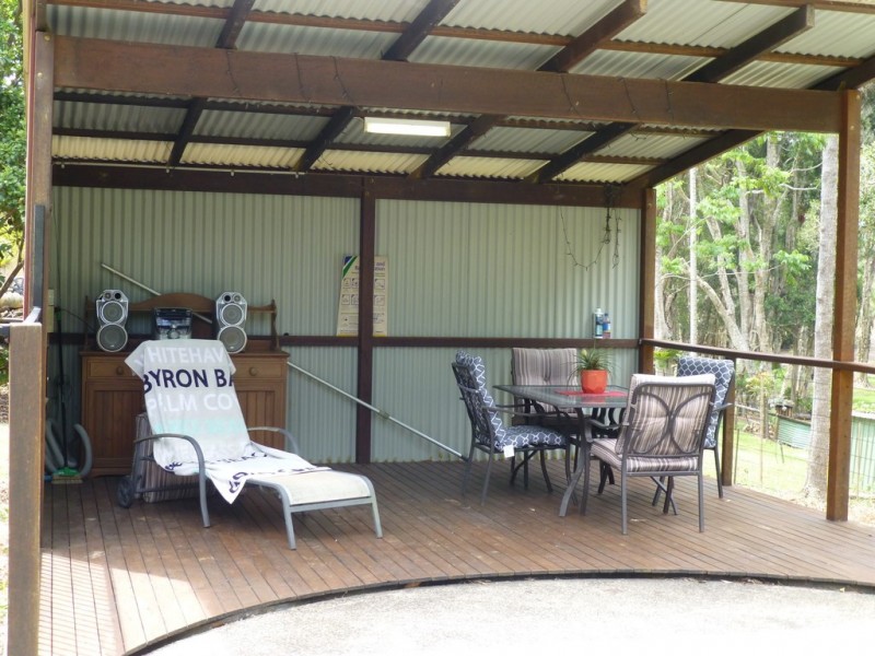111 Hunchy Road, Hunchy QLD 4555