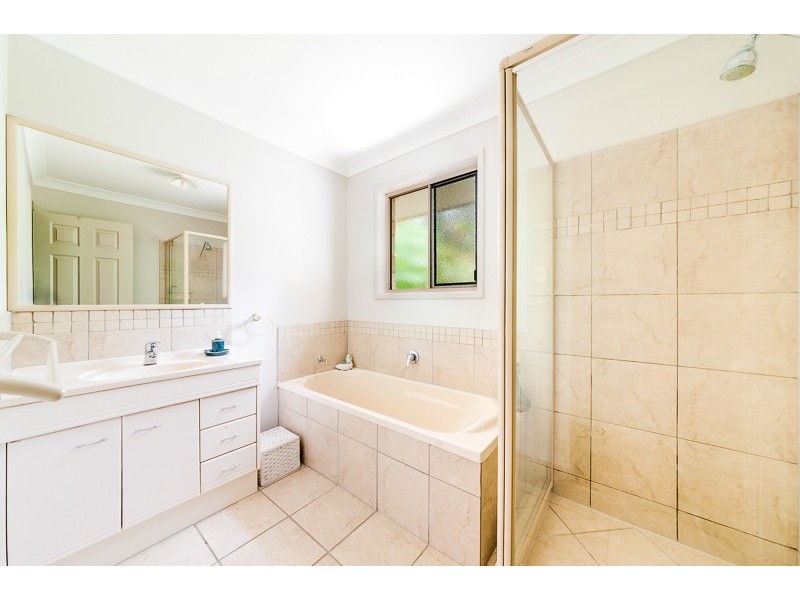 17 SKORPIL LANE, Landers Shoot QLD 4555