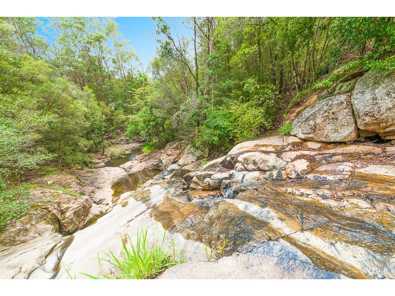 17 SKORPIL LANE, Landers Shoot QLD 4555