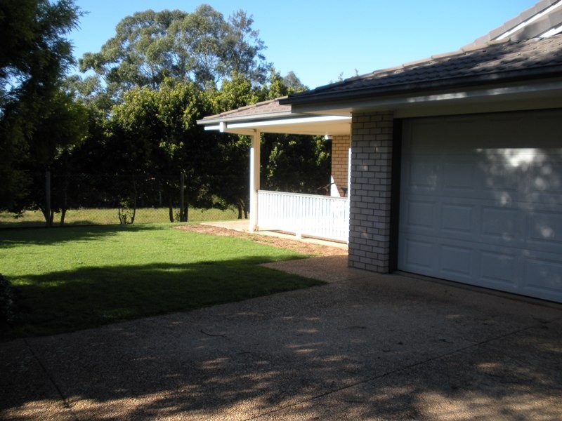 27 STARKEY STREET, Palmwoods QLD 4555