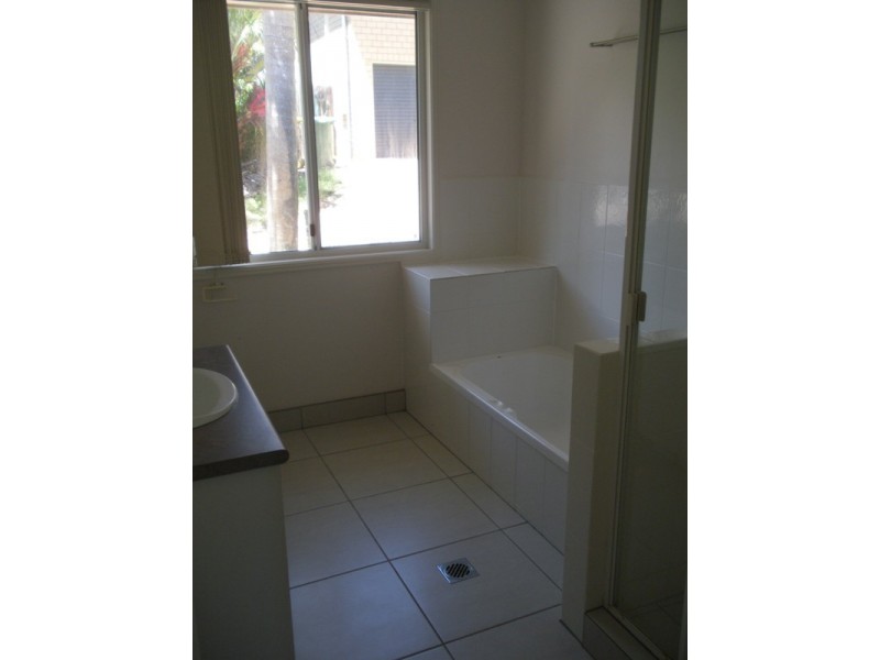 12 Holyn Close, Woombye QLD 4559