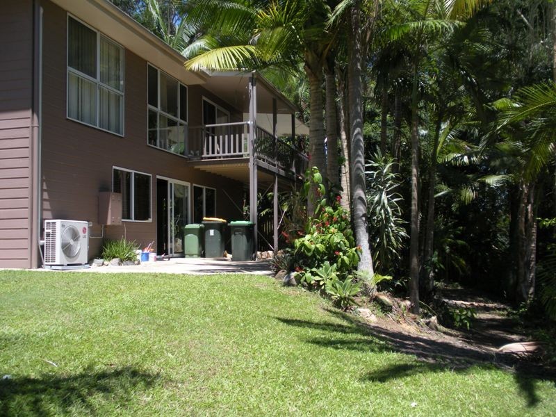 12 Holyn Close, Woombye QLD 4559