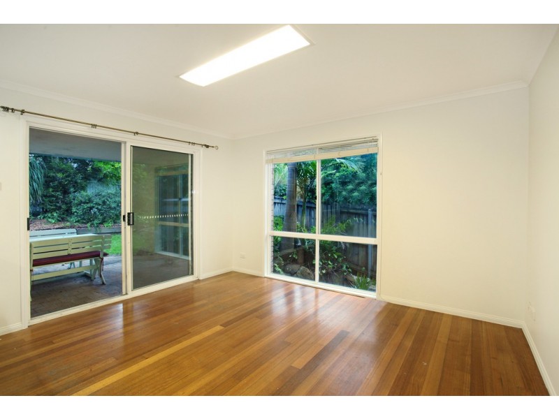 32 TYTHERLEIGH ROAD, Palmwoods QLD 4555