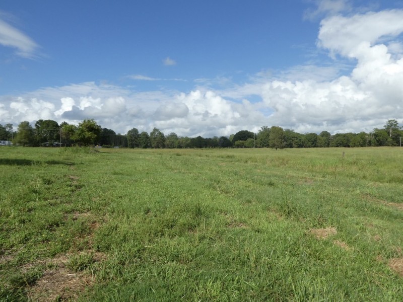 150-176 DALES ROAD, Chevallum QLD 4555