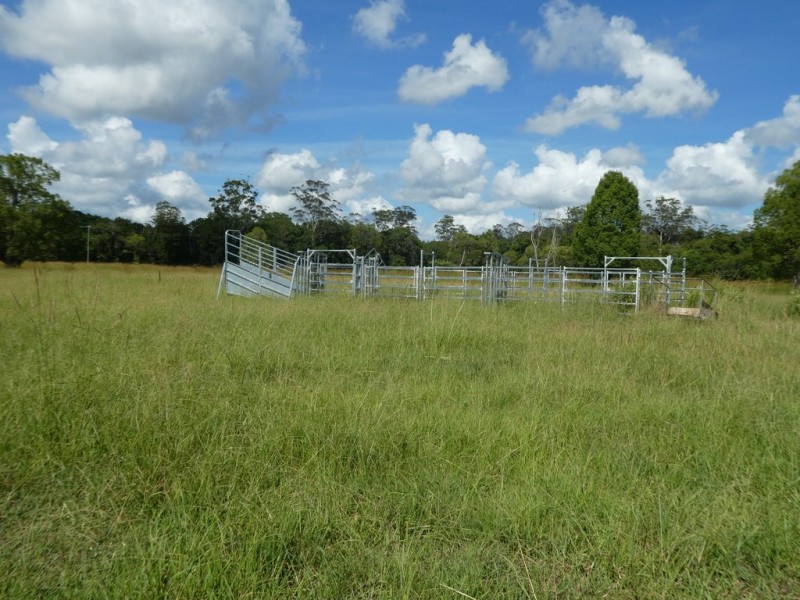 150-176 DALES ROAD, Chevallum QLD 4555