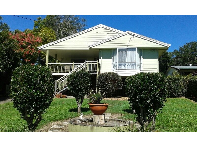 43 Railway Parade, Pomona QLD 4568