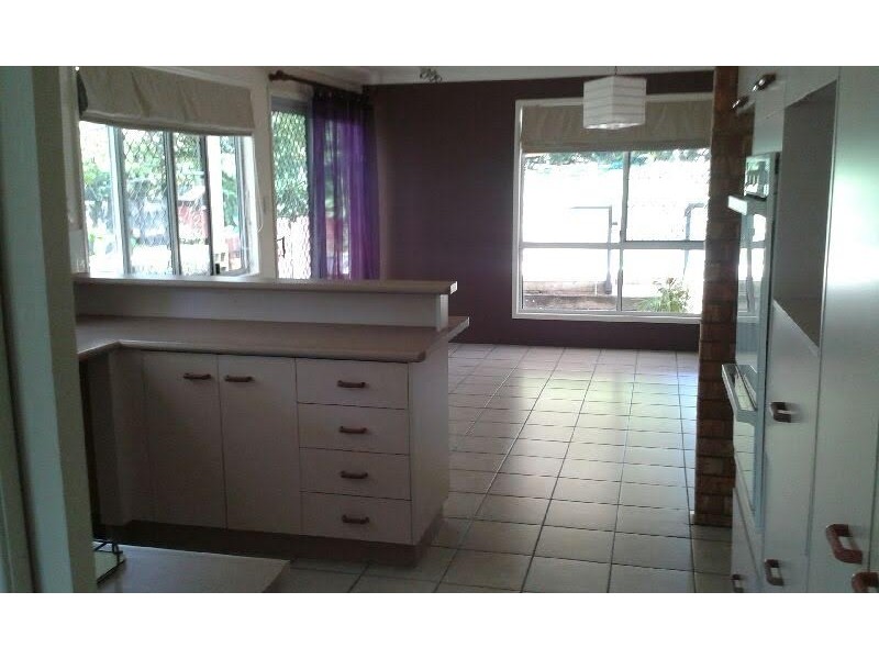 43 Railway Parade, Pomona QLD 4568