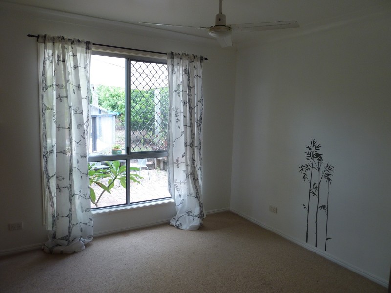 43 Railway Parade, Pomona QLD 4568