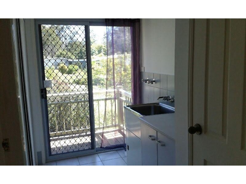 43 Railway Parade, Pomona QLD 4568