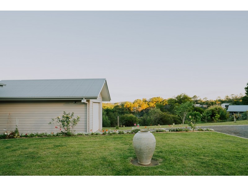 15 HILARY CRESCENT, Woombye QLD 4559