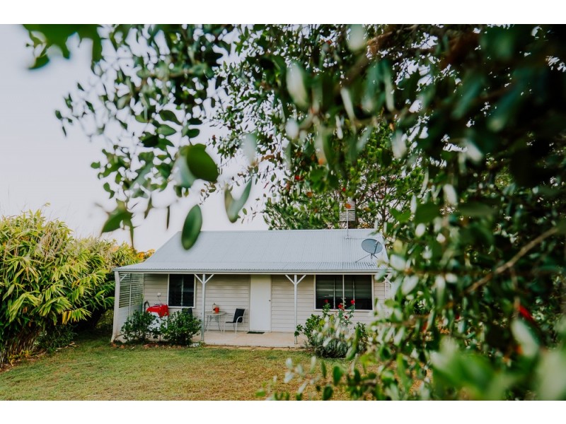 15 HILARY CRESCENT, Woombye QLD 4559