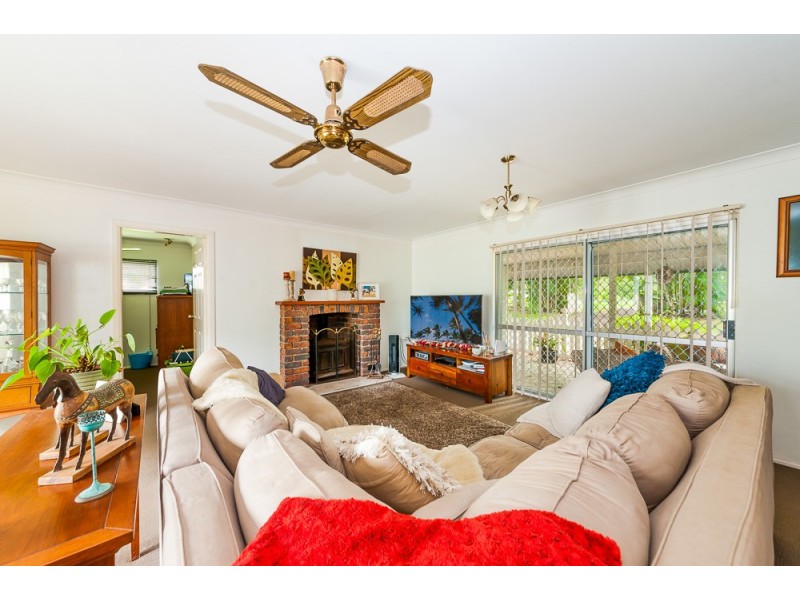 128 WINSTON ROAD, Palmwoods QLD 4555