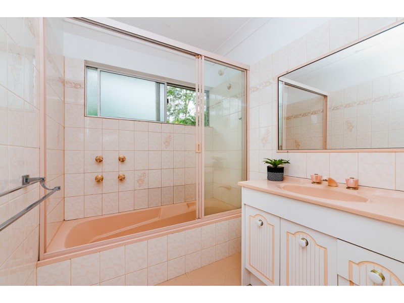 128 WINSTON ROAD, Palmwoods QLD 4555