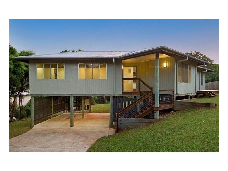 16 Hoffman Close, Montville QLD 4560