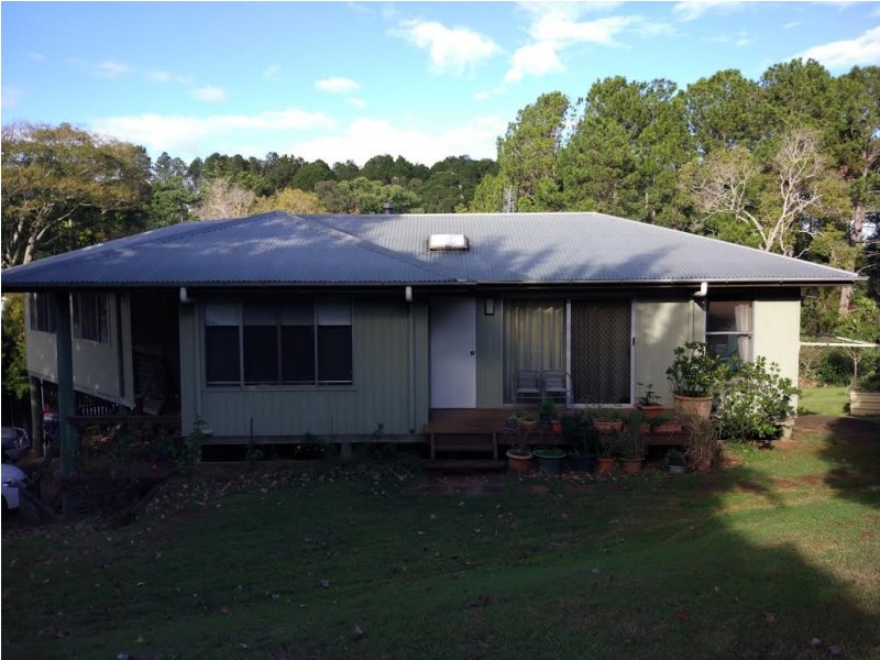 16 Hoffman Close, Montville QLD 4560