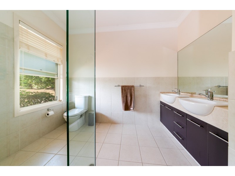 175 OLD PALMWOODS ROAD, West Woombye QLD 4559