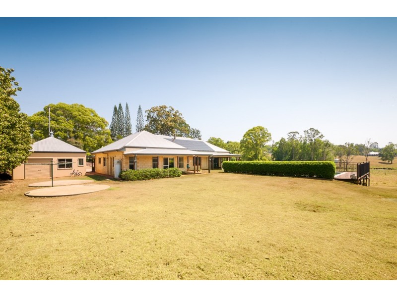 175 OLD PALMWOODS ROAD, West Woombye QLD 4559