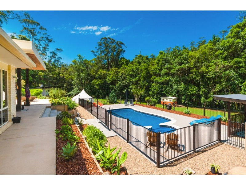 43 Bamboo Road, Palmwoods QLD 4555