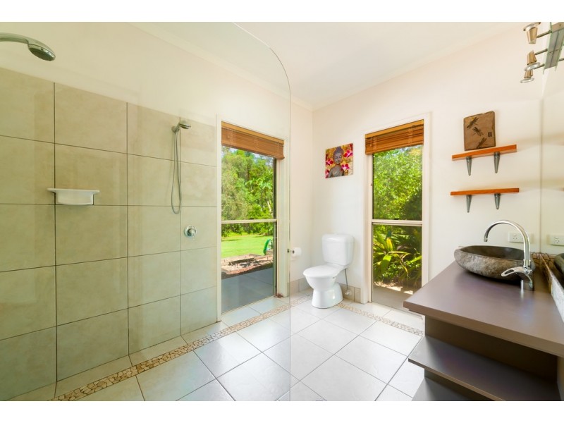 43 Bamboo Road, Palmwoods QLD 4555