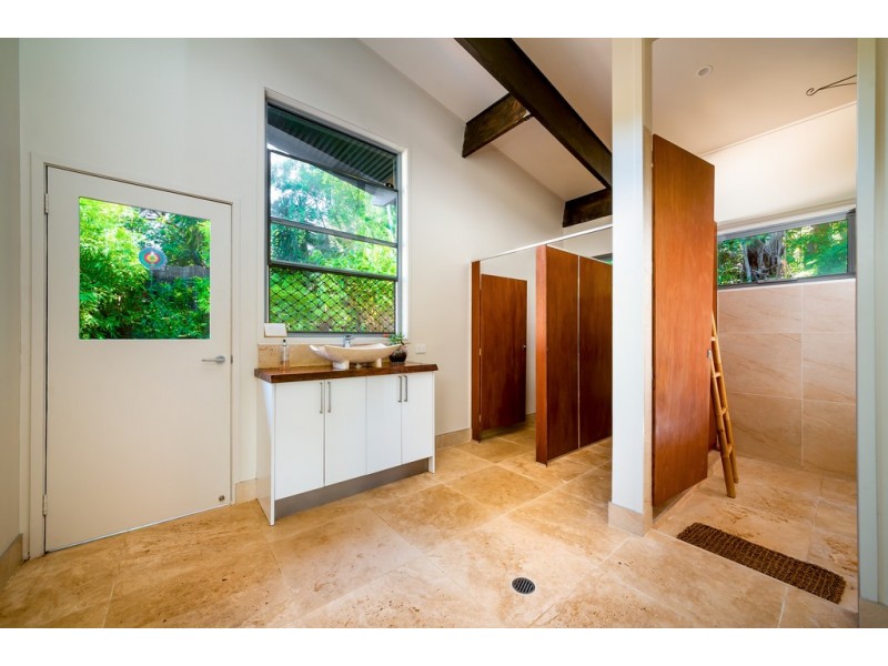 43 Bamboo Road, Palmwoods QLD 4555