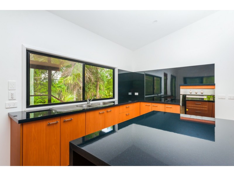 319 Highlands Rd, Eudlo QLD 4554