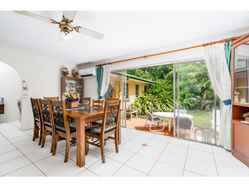 92 HUNCHY ROAD, Hunchy QLD 4555