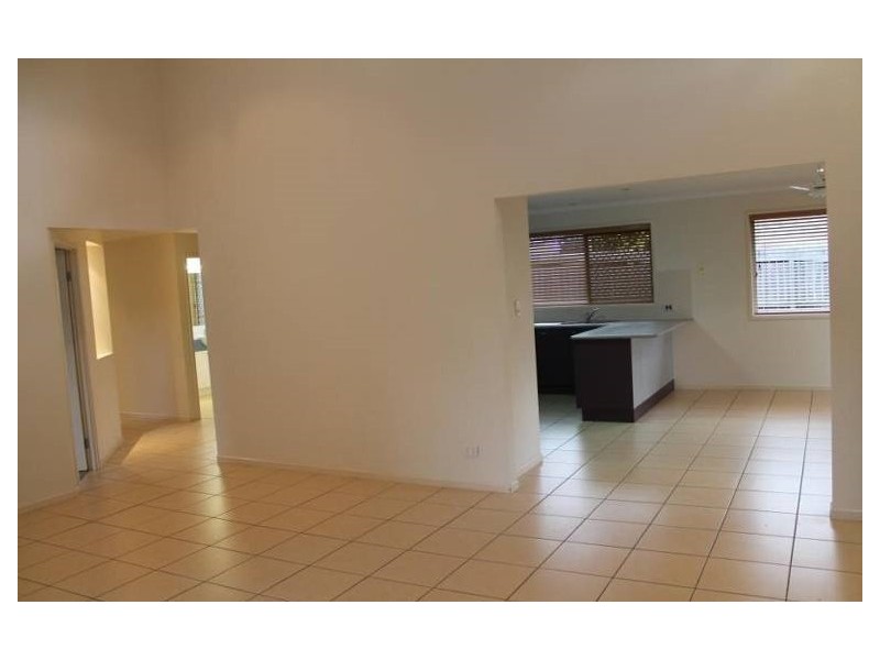 9 Flame Tree Court, Palmwoods QLD 4555