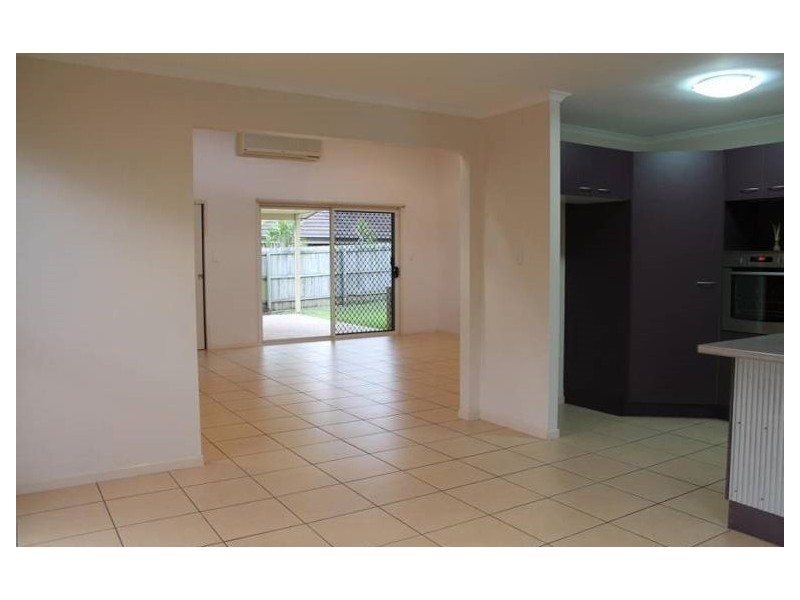 9 Flame Tree Court, Palmwoods QLD 4555