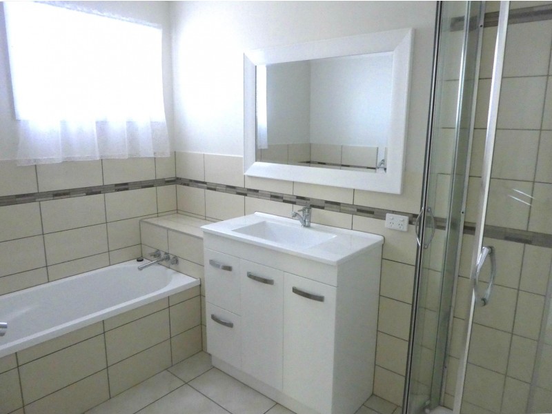 5 Roberts Street, Palmwoods QLD 4555