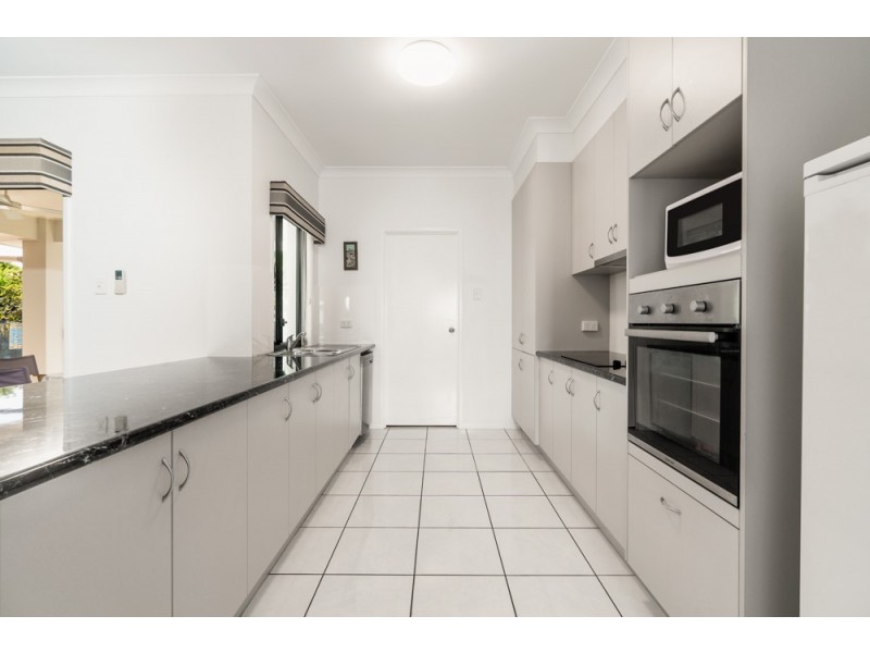 54 PETIGRAIN AVENUE, Palmwoods QLD 4555