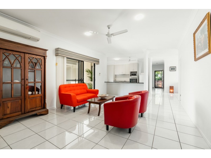 54 PETIGRAIN AVENUE, Palmwoods QLD 4555