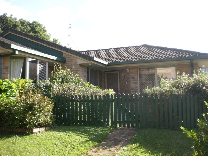 4 Valley Breeze Court, Coes Creek QLD 4560