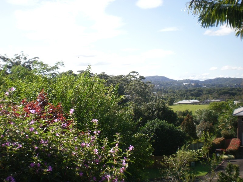 4 Valley Breeze Court, Coes Creek QLD 4560