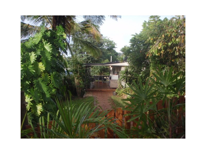 12 Koorawatha Lane, Palmwoods QLD 4555