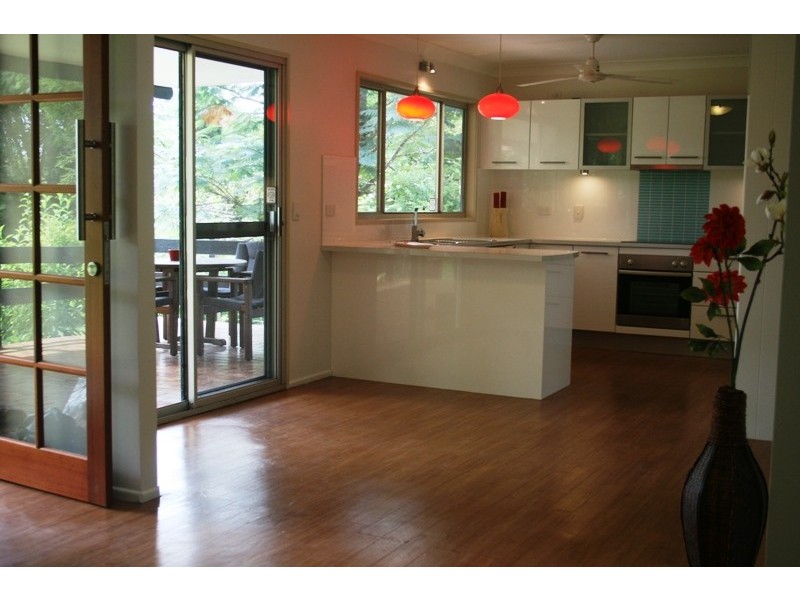 12 Koorawatha Lane, Palmwoods QLD 4555