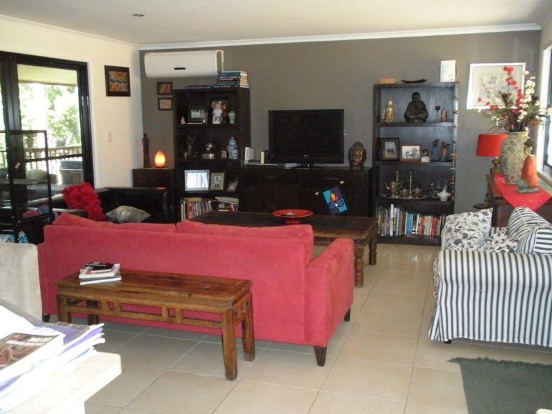25 Houghtons Rd, Landers Shoot QLD 4555