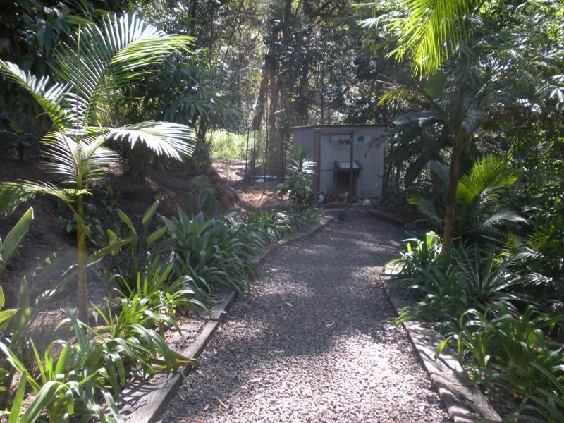 25 Houghtons Rd, Landers Shoot QLD 4555