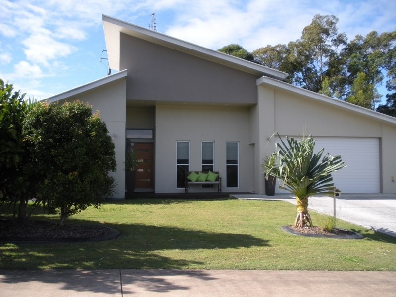 49 Paynters Pocket Ave, Palmwoods QLD 4555