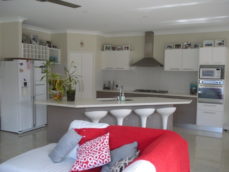 49 Paynters Pocket Ave, Palmwoods QLD 4555