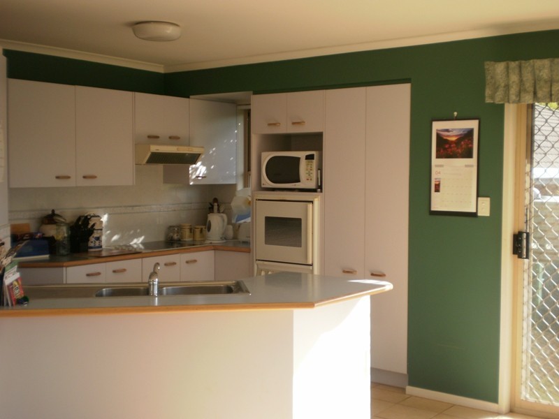 4 Valley Breeze Court, Coes Creek QLD 4560