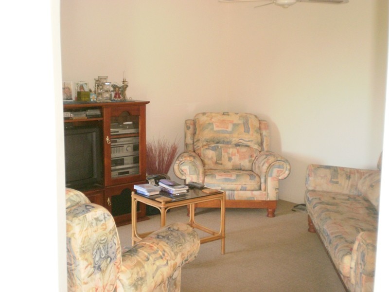 4 Valley Breeze Court, Coes Creek QLD 4560